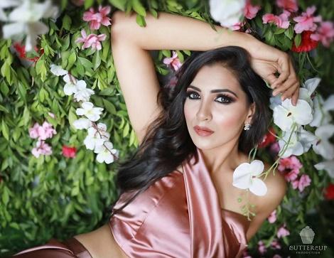 Nhan sắc Hoa hậu Trái đất cao 1,65m của Ấn Độ