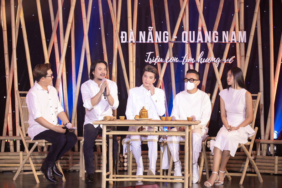 Các nghệ sĩ quyên góp hơn 5 tỷ tặng Đà Nẵng, Quảng Nam