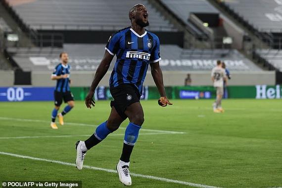 Đại thắng 5-0, Inter Milan vào chung kết Europa League