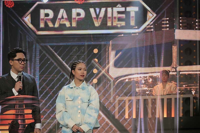 Rap Việt tập 3: Các HLV 'phát cuồng' vì cô gái 20 tuổi Tlinh và Lăng LD