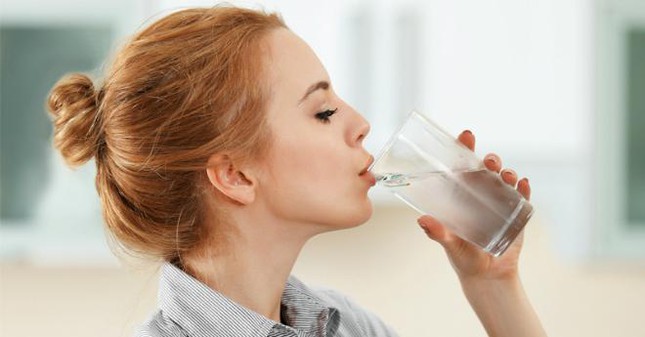 Lười uống nước sẽ dễ mắc những bệnh gì?