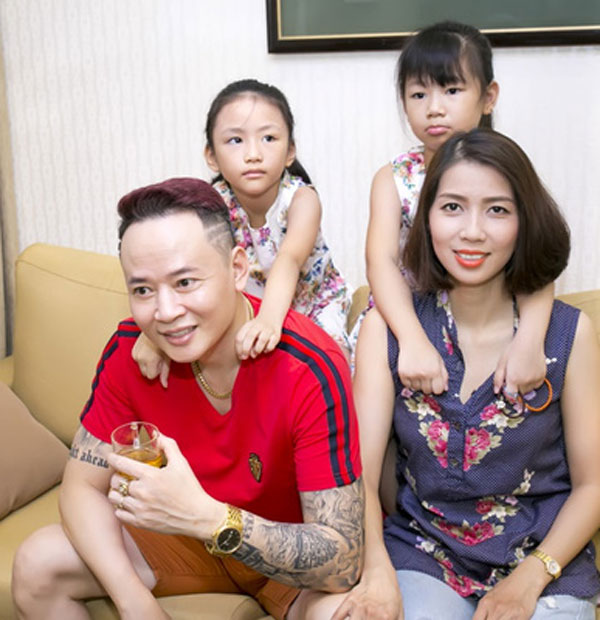 Diễn viên Tùng Dương và gia đình nhỏ