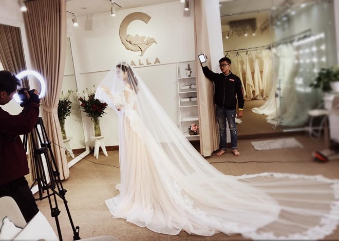 Váy cưới hơn nửa tỷ đồng của hoa hậu Thu Ngân