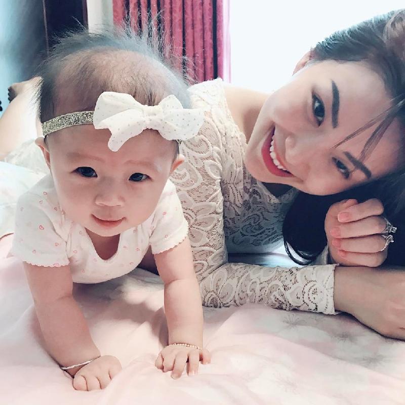 Diễm Trang hào hứng khoe thành tích của con gái: 