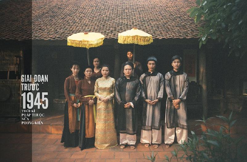 Mới đây, bộ ảnh cưới 100 năm đám cưới Việt Nam thu hút sự chú ý của dân mạng bởi cách thực hiện mới lạ và độc đáo.