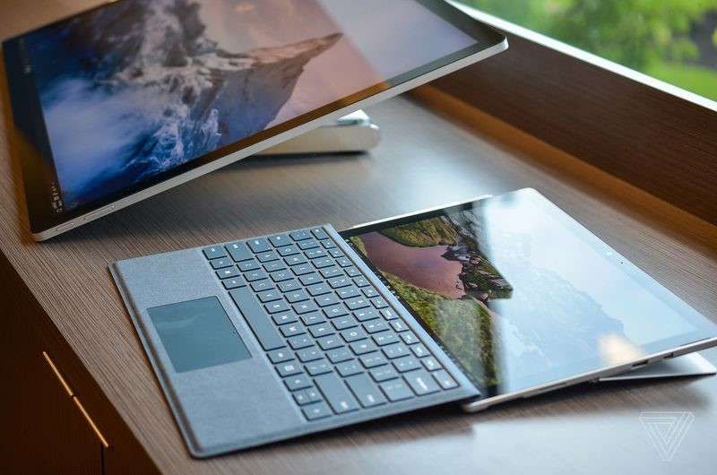 Cận cảnh Surface Pro 2017: Bút cảm ứng cải tiến, lần đầu có bản LTE