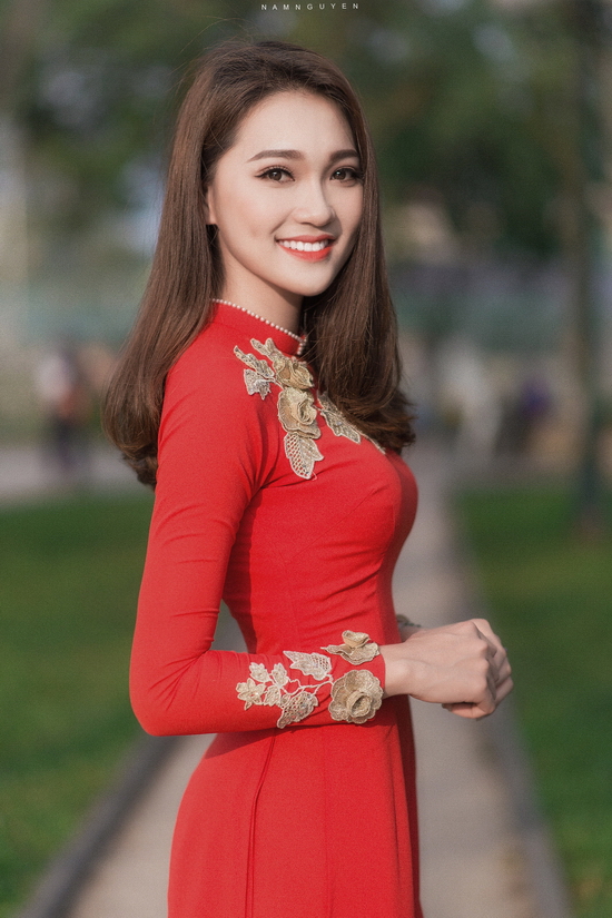 Ngọc Nữ chia sẻ mình đã sẵn sàng để nhập cuộc vào đấu trường Hoa hậu Hoàn vũ Việt Nam 2017.  