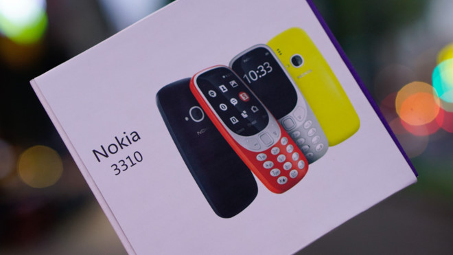Hộp máy nhái in dòng chữ Nokia 3310. Ảnh: Mobigo.