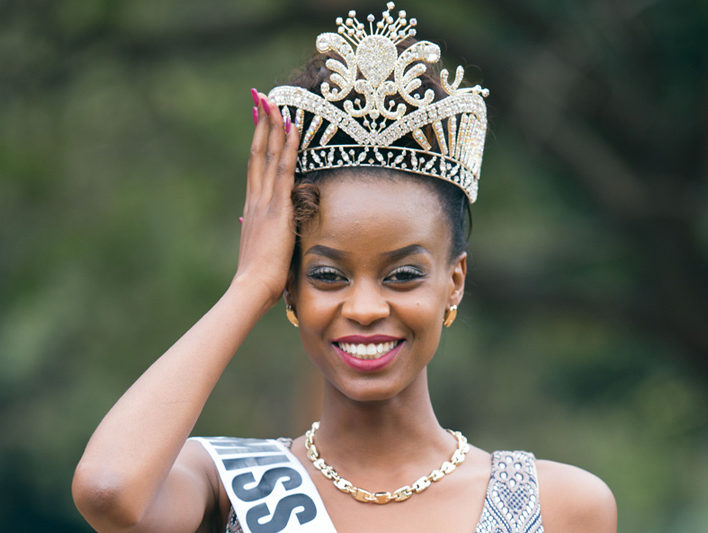 Top 5 Hoa hậu Thế giới 2016 - Evelyn Njambi (Kenya) có mặt trong top 10 Hoa hậu của các hoa hậu.