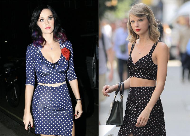 Trang phục họa tiết chấm bi khoét ngực sâu chính là sự lựa chọn của hai nữ ca sĩ. Nếu Katy Perry tinh tế với mẫu đầm bodycon, thì Taylor lại nữ tính, gợi cảm cùng croptop matchy-matchy với chân váy xẻ tà. 