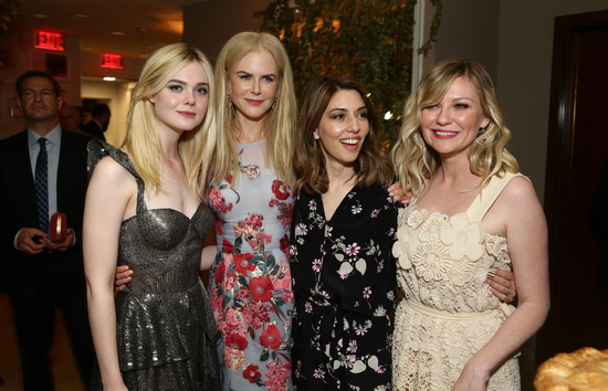 Sofia Coppola cùng “bộ 3 ngọc nữ” của Những Kẻ Khát Tình Elle Fanning, Nicole Kidman và Kirsten Dunst “đọ sắc” bên nhau