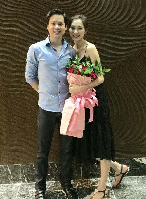 Thu Thảo hạnh phúc trong ngày sinh nhật khi được bạn trai tổ chức tại Nha Trang vào tháng 1/2016.