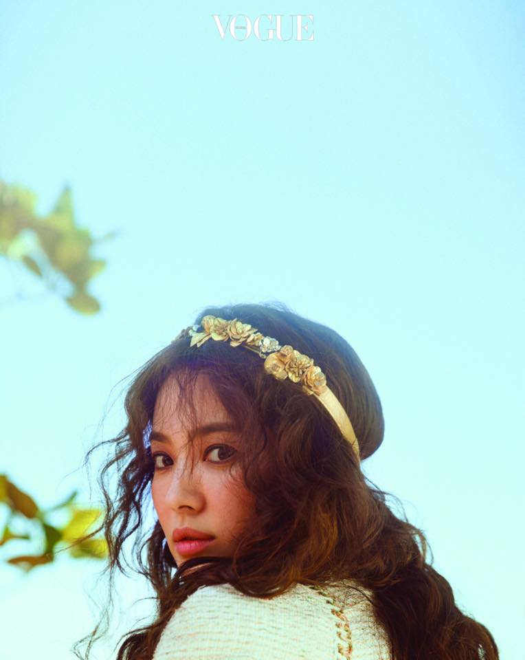 Song Hye Kyo lộng lẫy và xinh đẹp