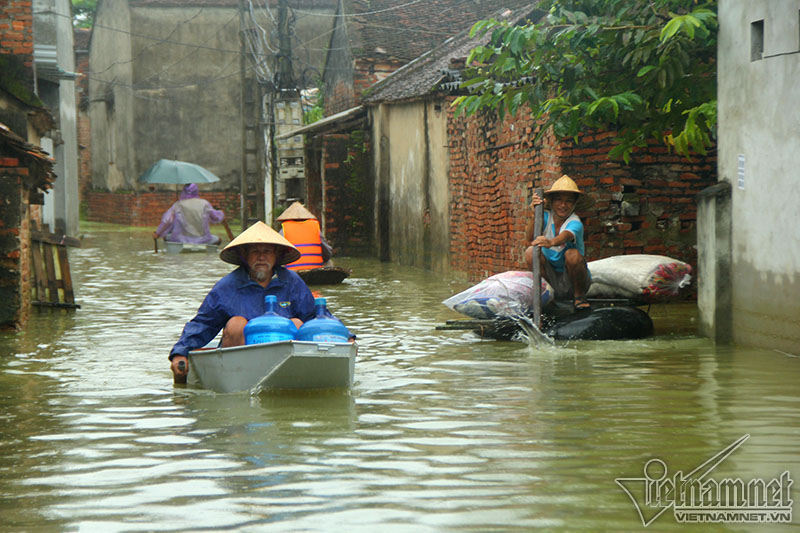 lũ lụt,mưa lụt,ngập lụt,lũ lụt ở Chương Mỹ,vỡ đê,mưa lũ,ngập lụt ở Hà Nội